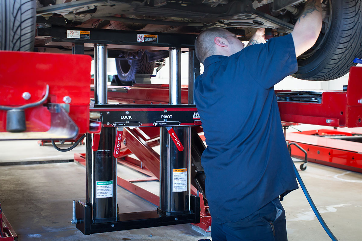 testimonial-lloyds-photo02.jpg lloyd's tire and auto care hunter engineering testimonial